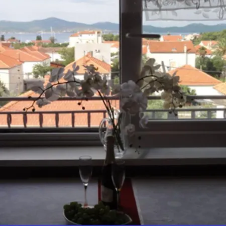 Uf3 In Croatia * Zara